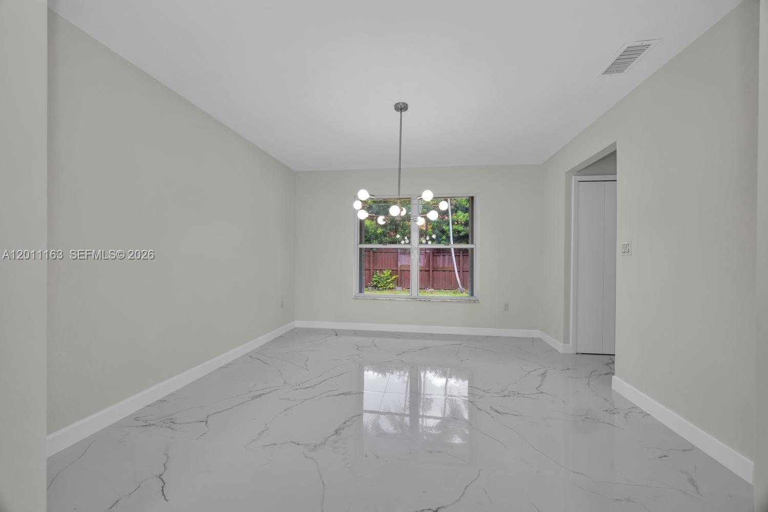 8503 SW 83rd St Miami, FL 33143