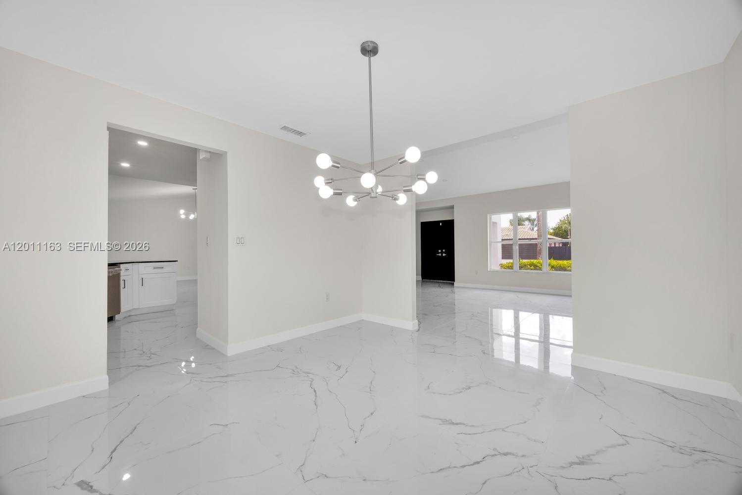 8503 SW 83rd St Miami, FL 33143