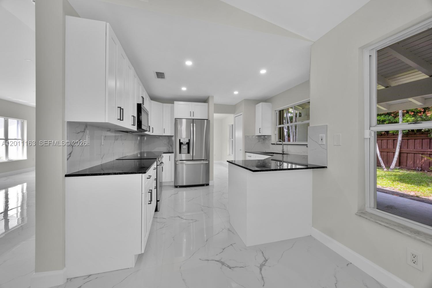 8503 SW 83rd St Miami, FL 33143