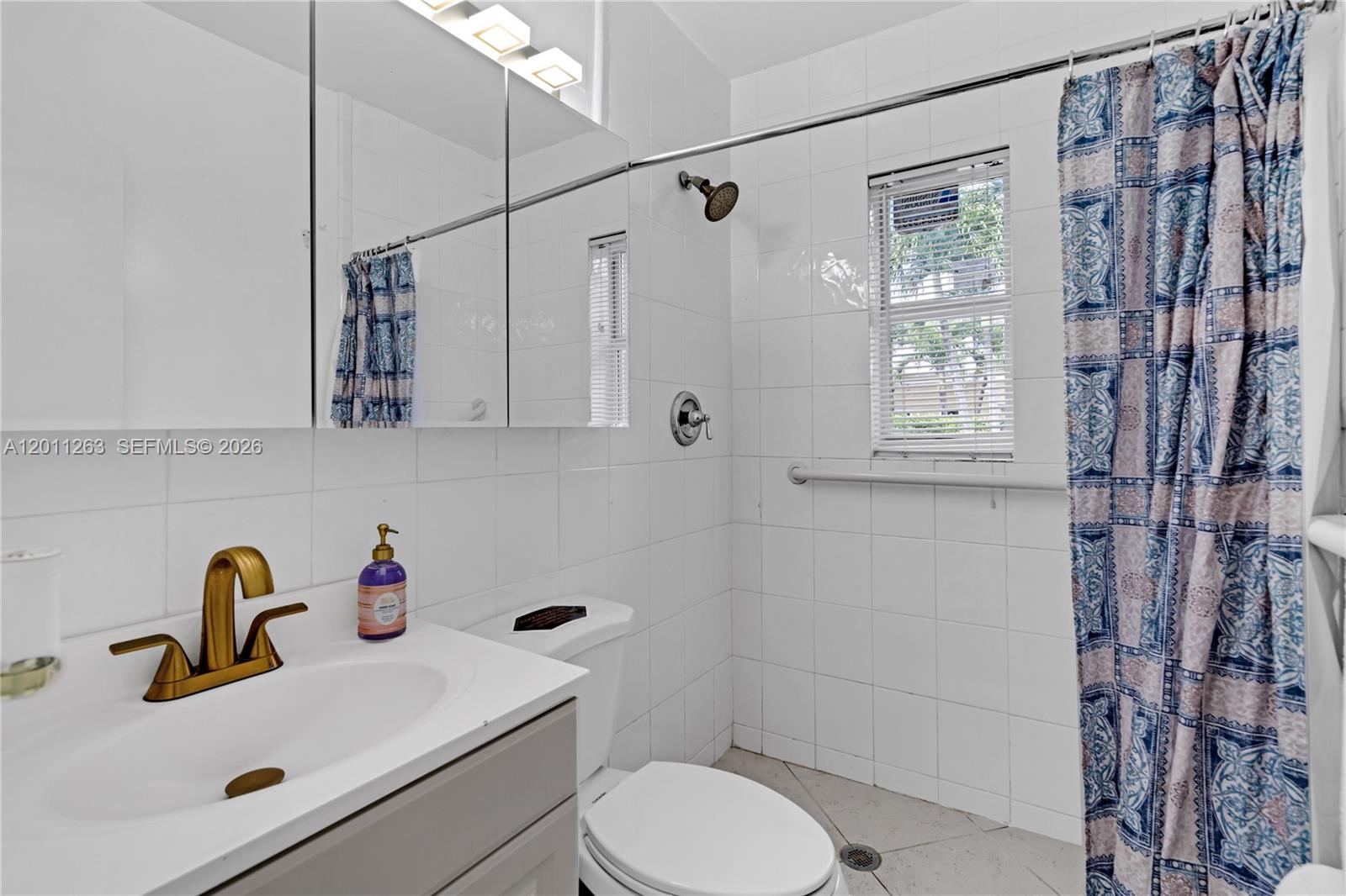 437 NE 107th St Miami, FL 33161