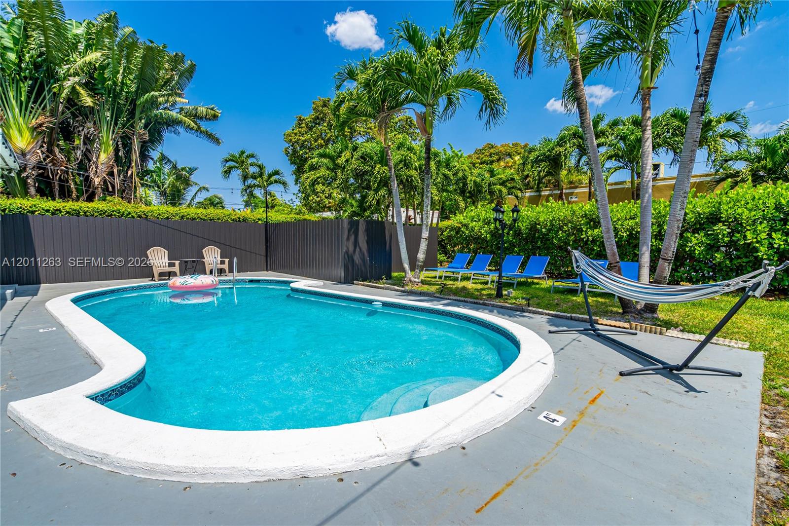 437 NE 107th St Miami, FL 33161