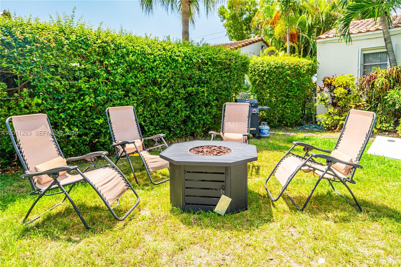 437 NE 107th St Miami, FL 33161