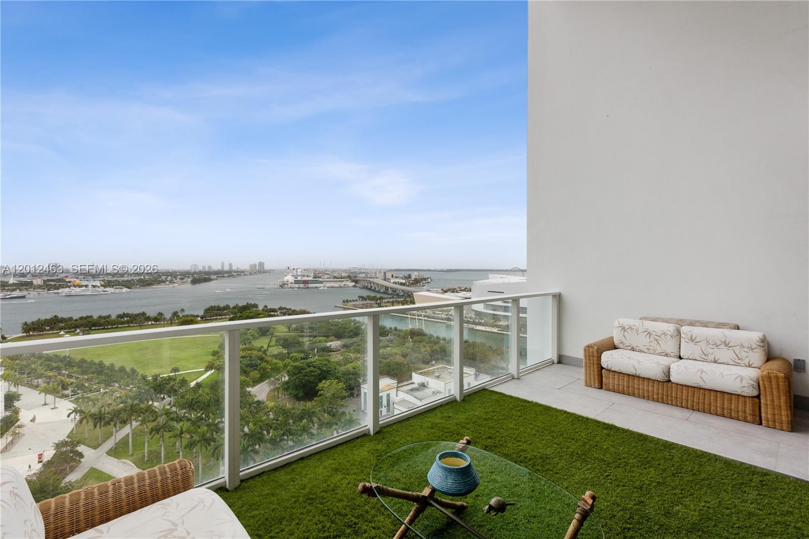 1040 Biscayne Blvd #1602 Miami, FL 33132