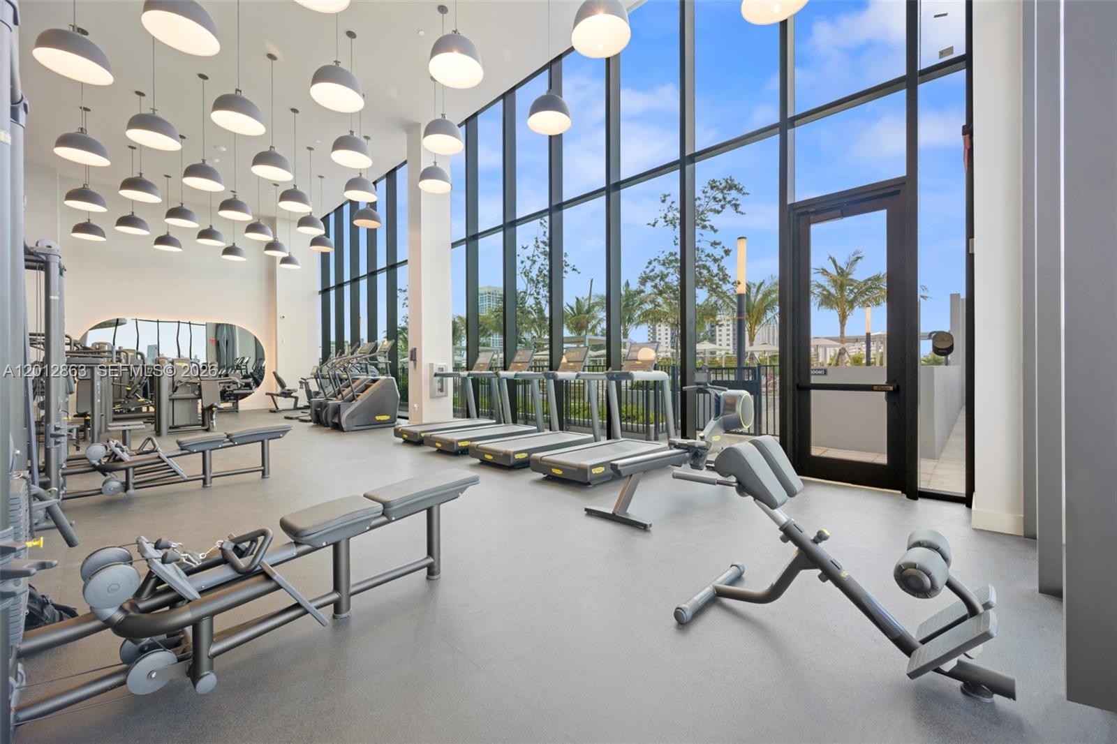580 72nd St #611 Miami Beach, FL 33141