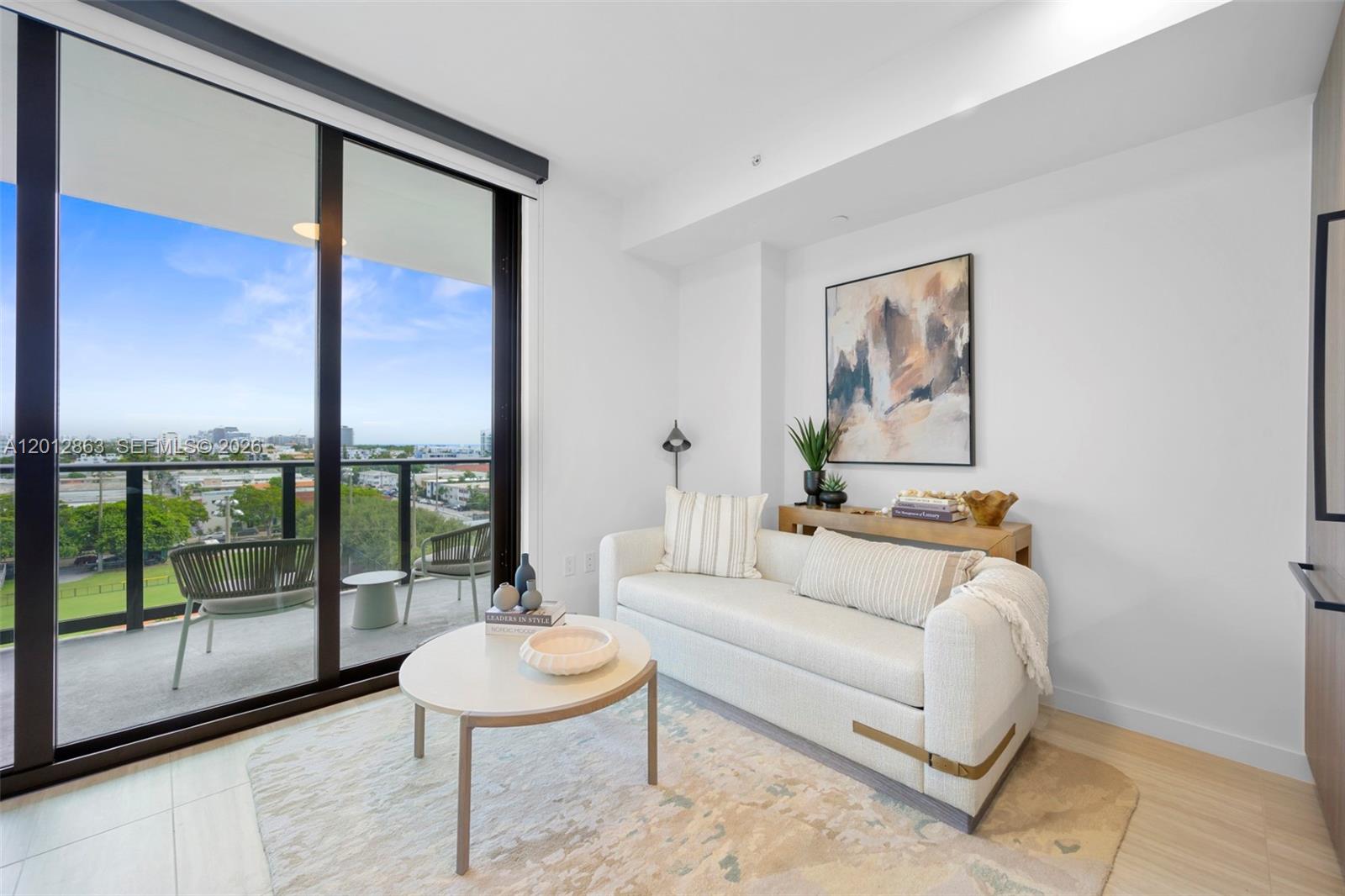 580 72nd St #611 Miami Beach, FL 33141