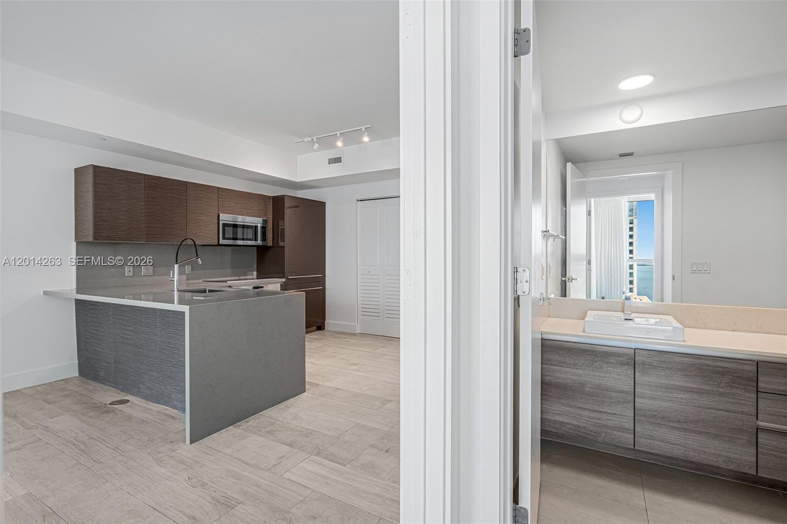 image The Bond on Brickell17