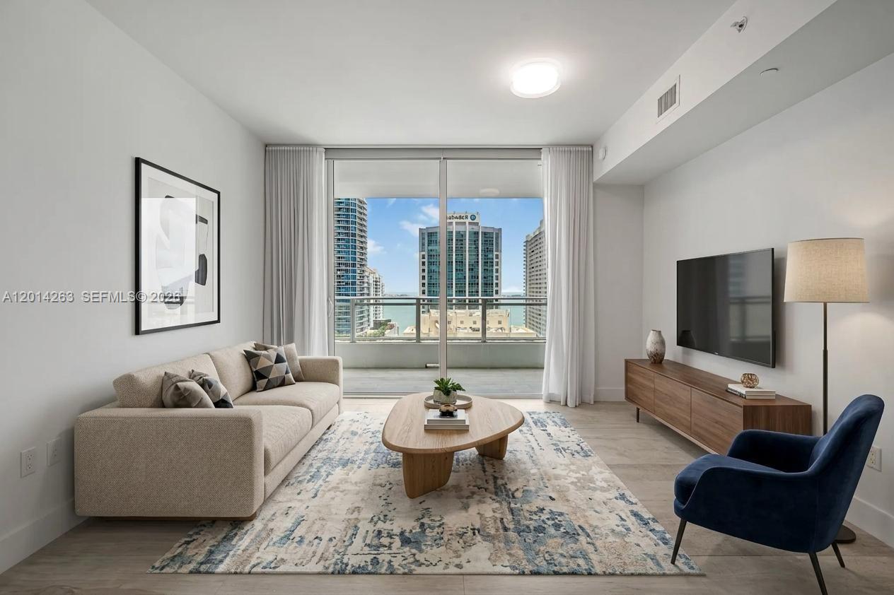 image The Bond on Brickell8