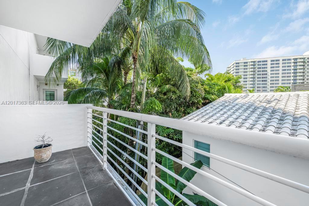 1428 West Ave #206 Miami Beach, FL 33139