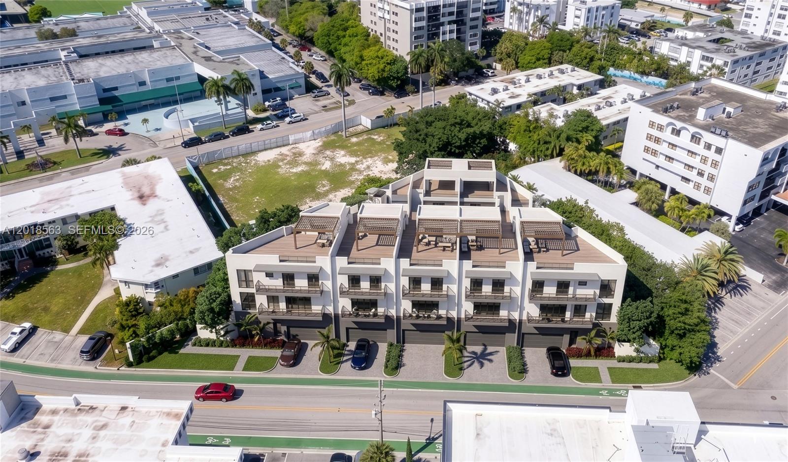 9201 W Bay Hbr Dr Bay Harbor Islands, FL 33154