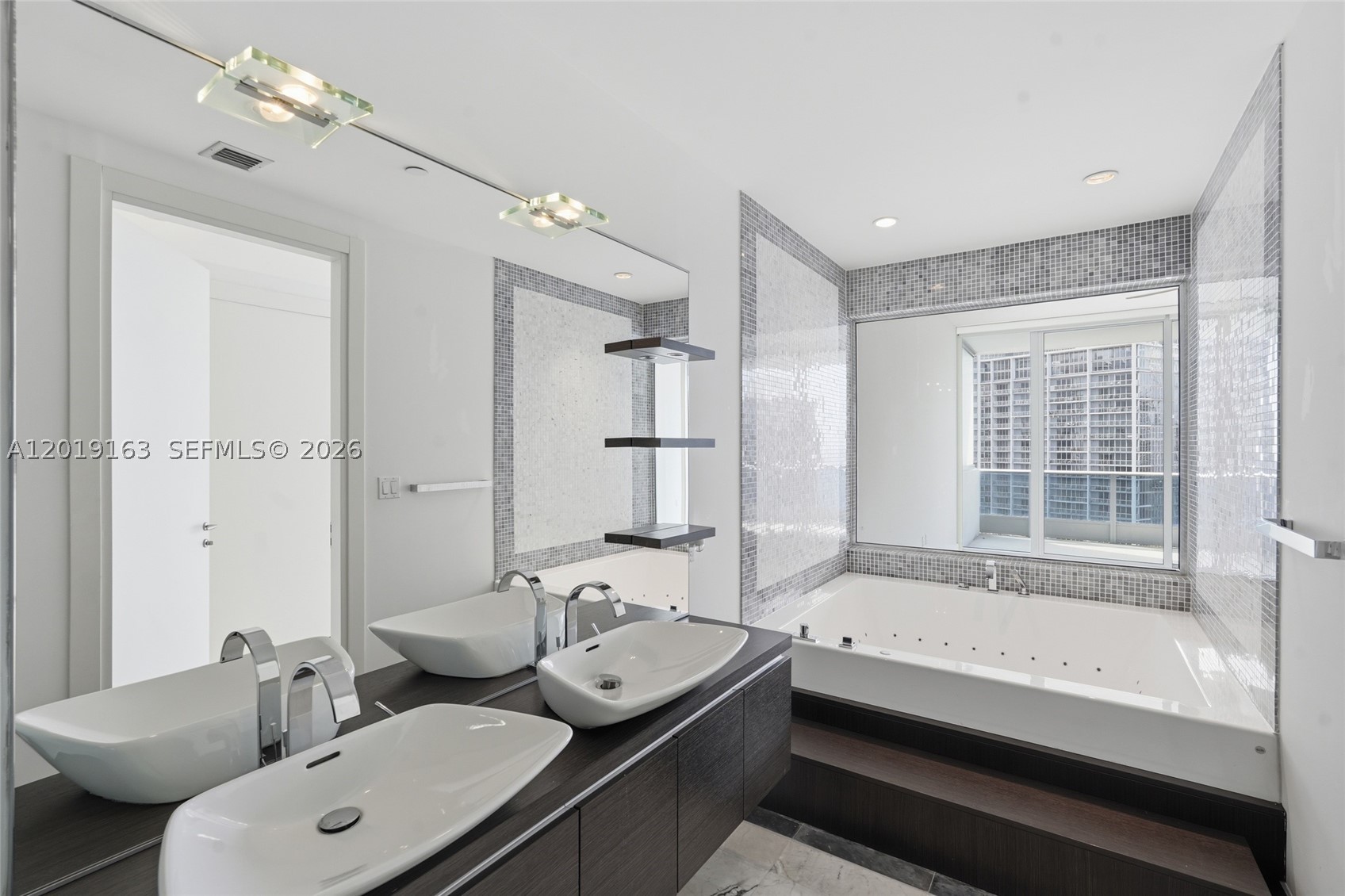 image Epic Residences15