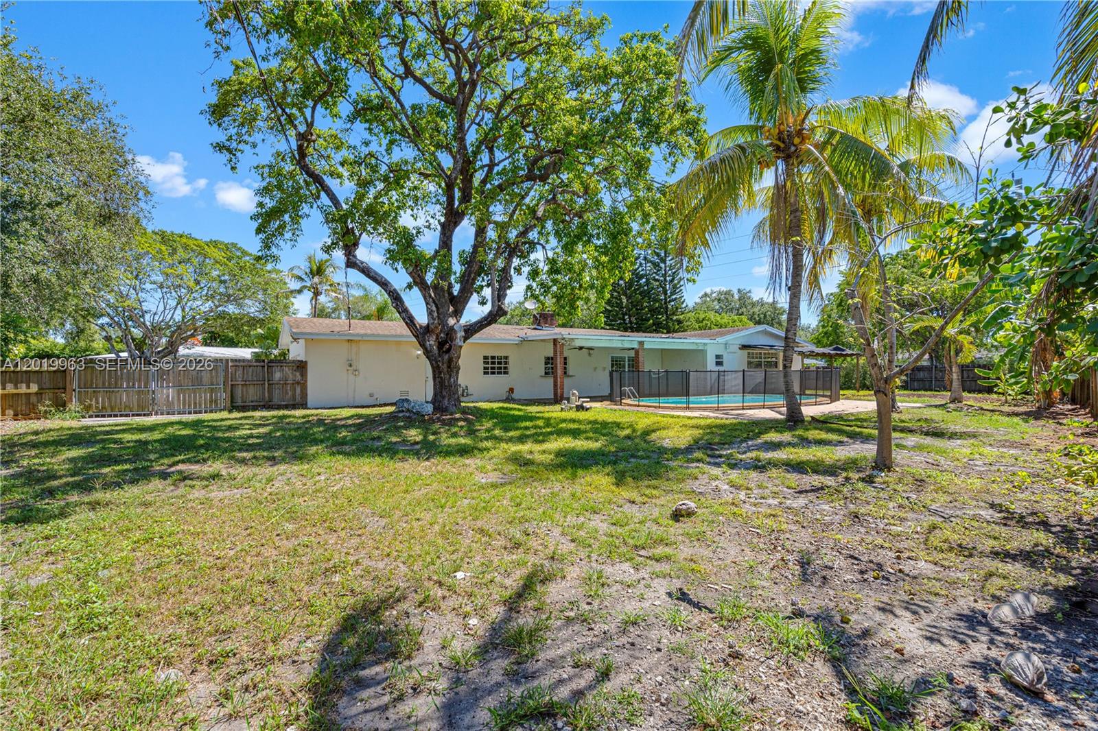 8200 SW 164th St Palmetto Bay, FL 33157