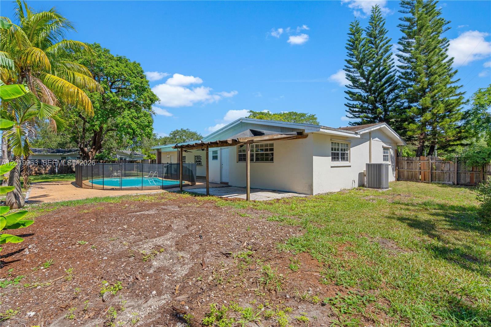 8200 SW 164th St Palmetto Bay, FL 33157