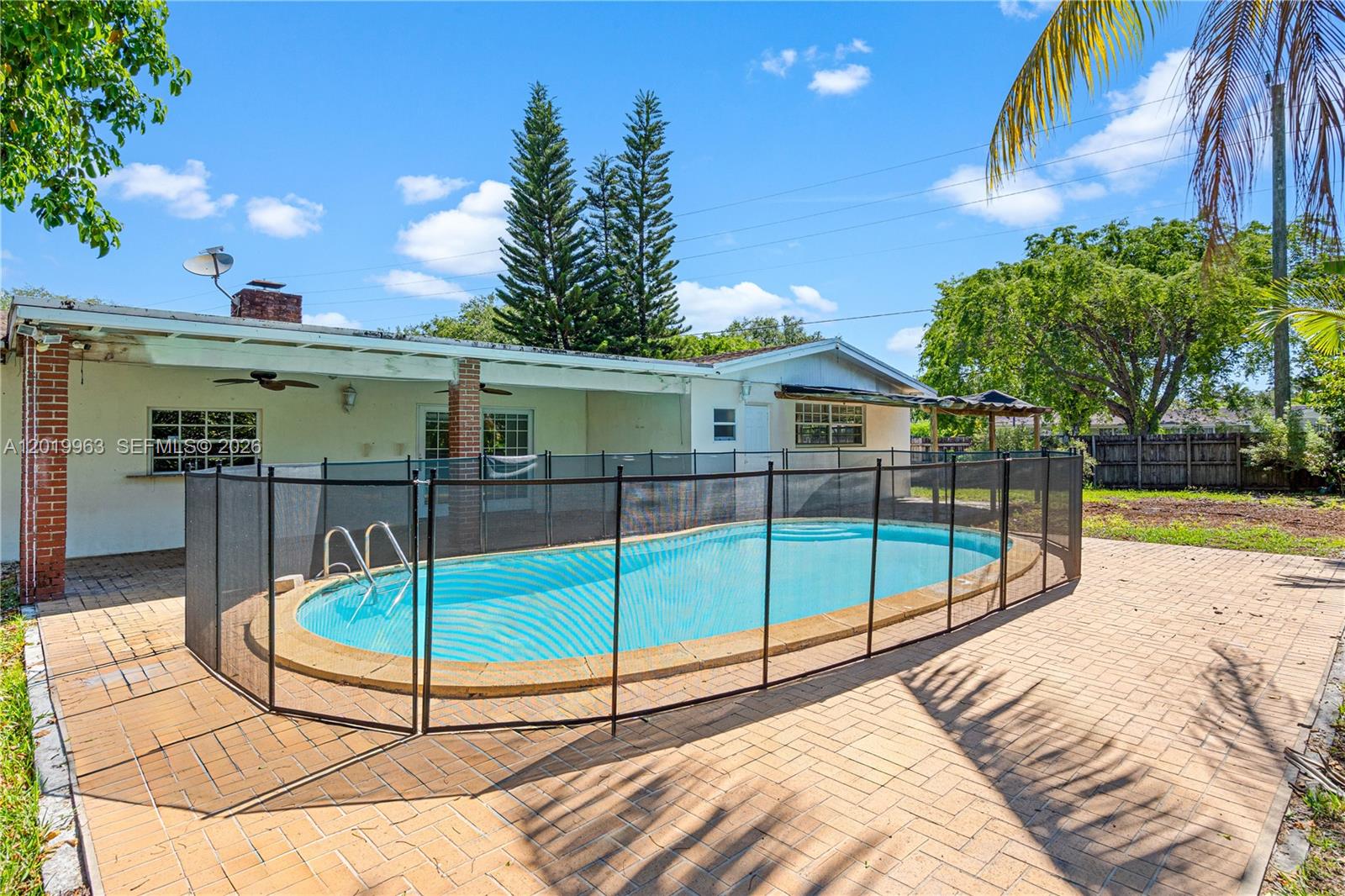 8200 SW 164th St Palmetto Bay, FL 33157
