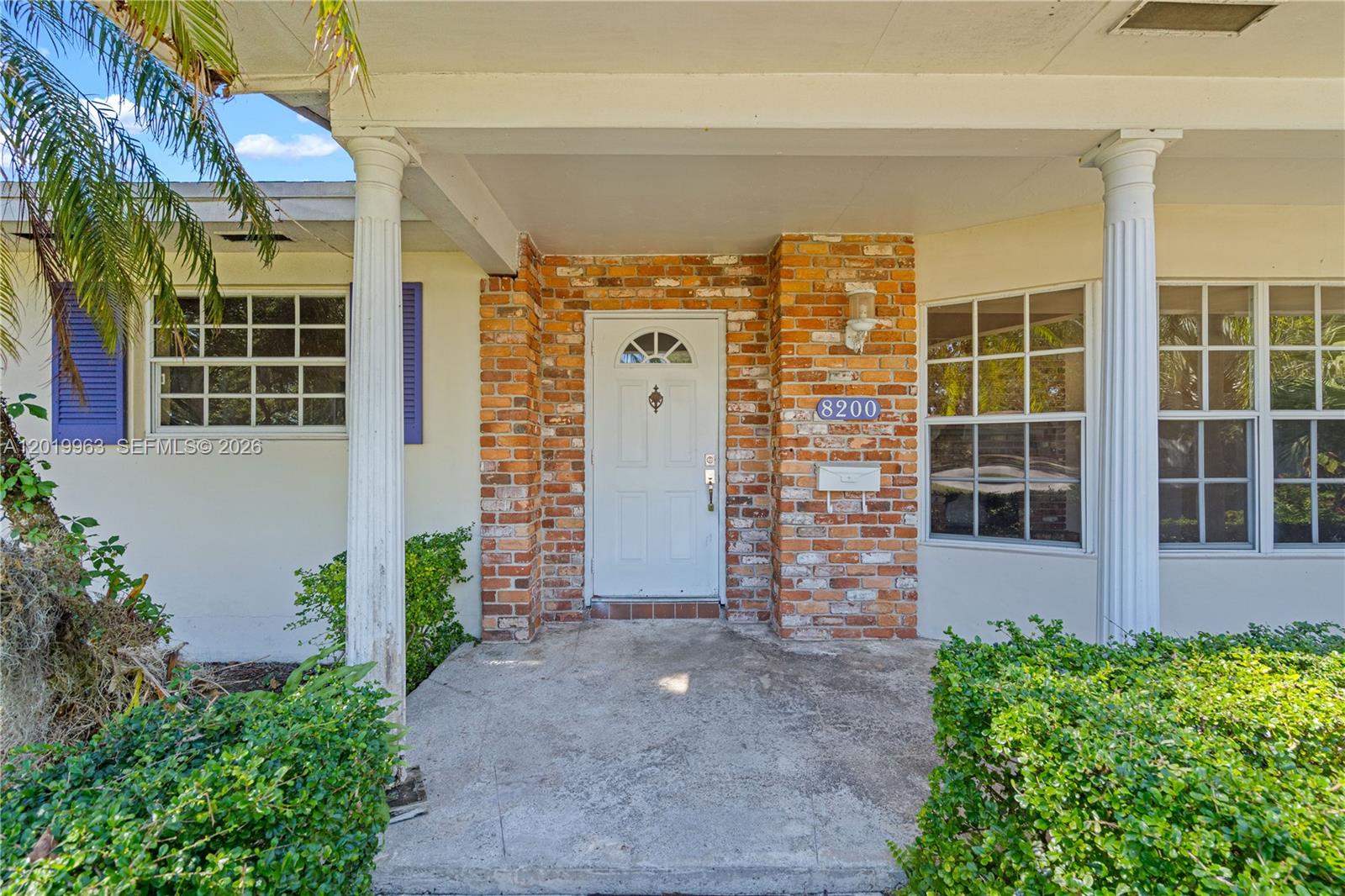 8200 SW 164th St Palmetto Bay, FL 33157