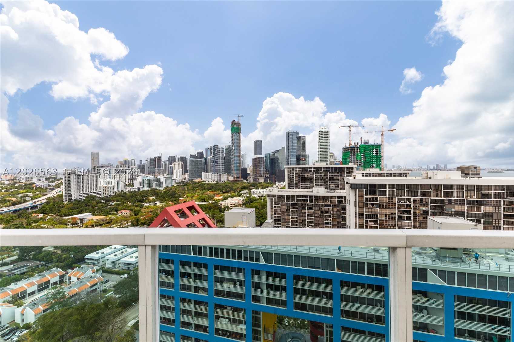image Skyline on Brickell3