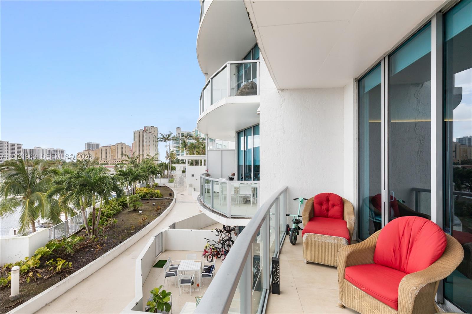3029 NE 188th St #405 Aventura, FL 33180