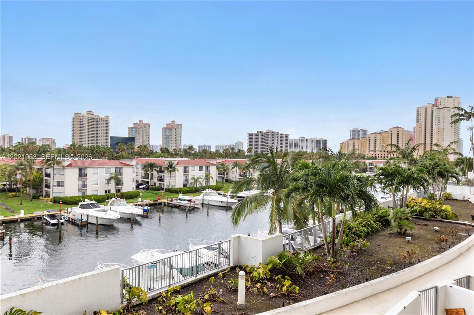 3029 NE 188th St #405 Aventura, FL 33180