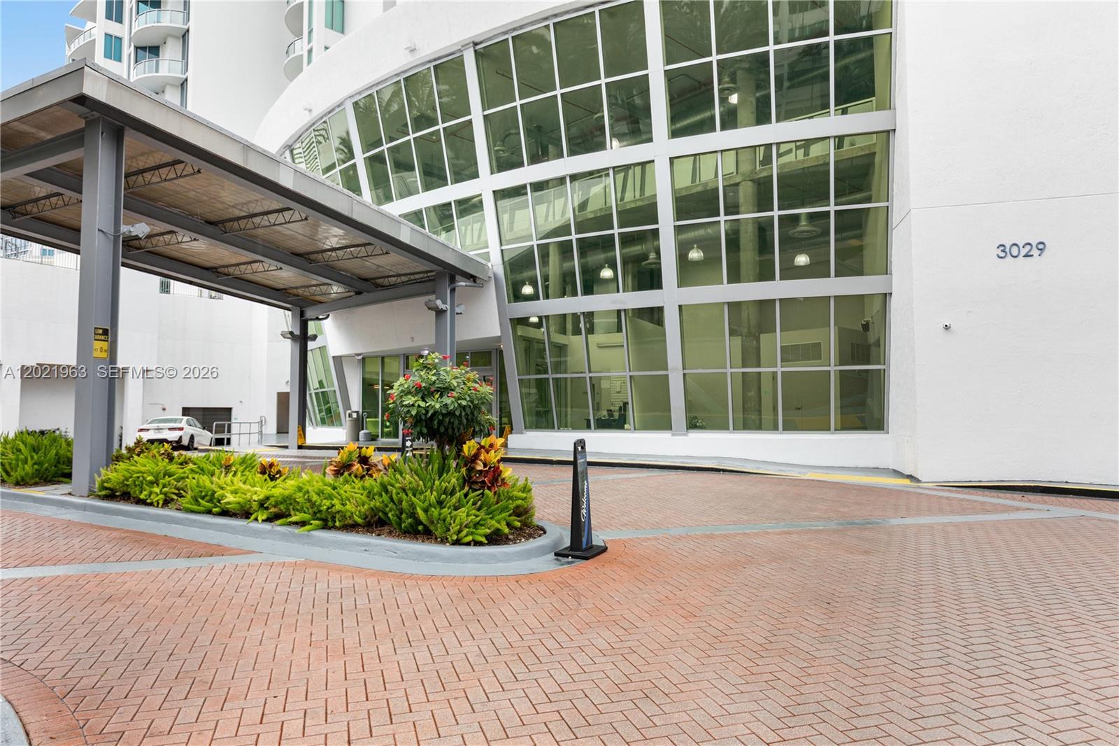 3029 NE 188th St #405 Aventura, FL 33180