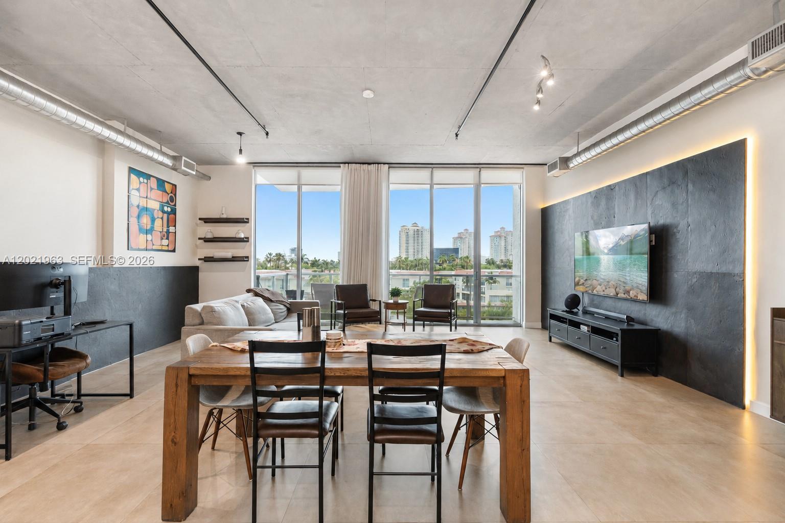 3029 NE 188th St #405 Aventura, FL 33180