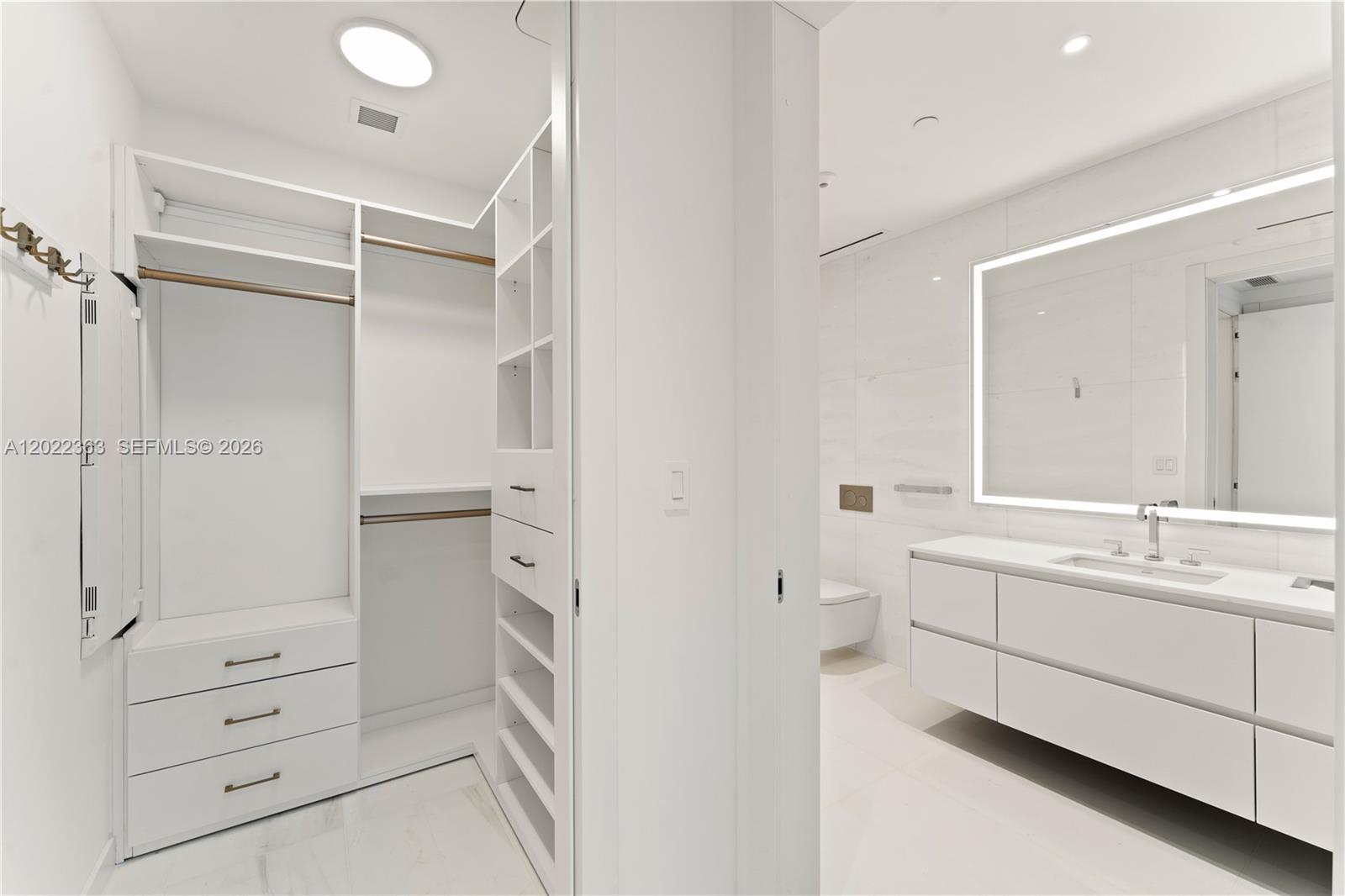 image Aston Martin Residences9