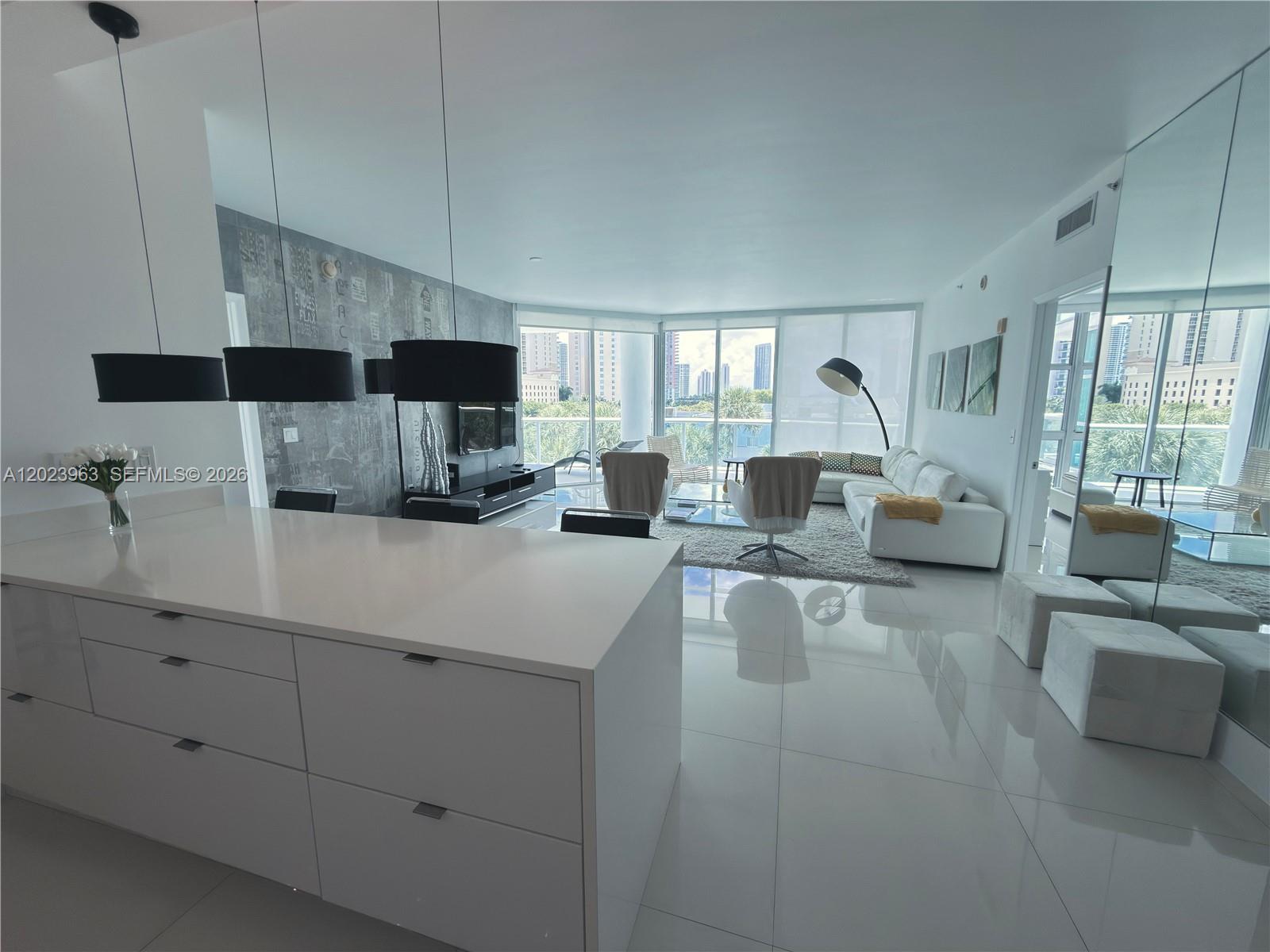 image The Atrium at Aventura1