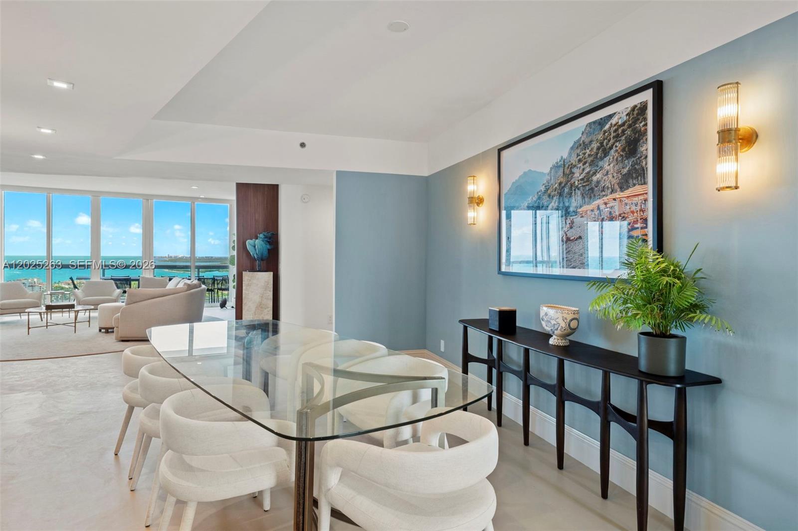 1000 S Pointe Dr #2803 Miami Beach, FL 33139