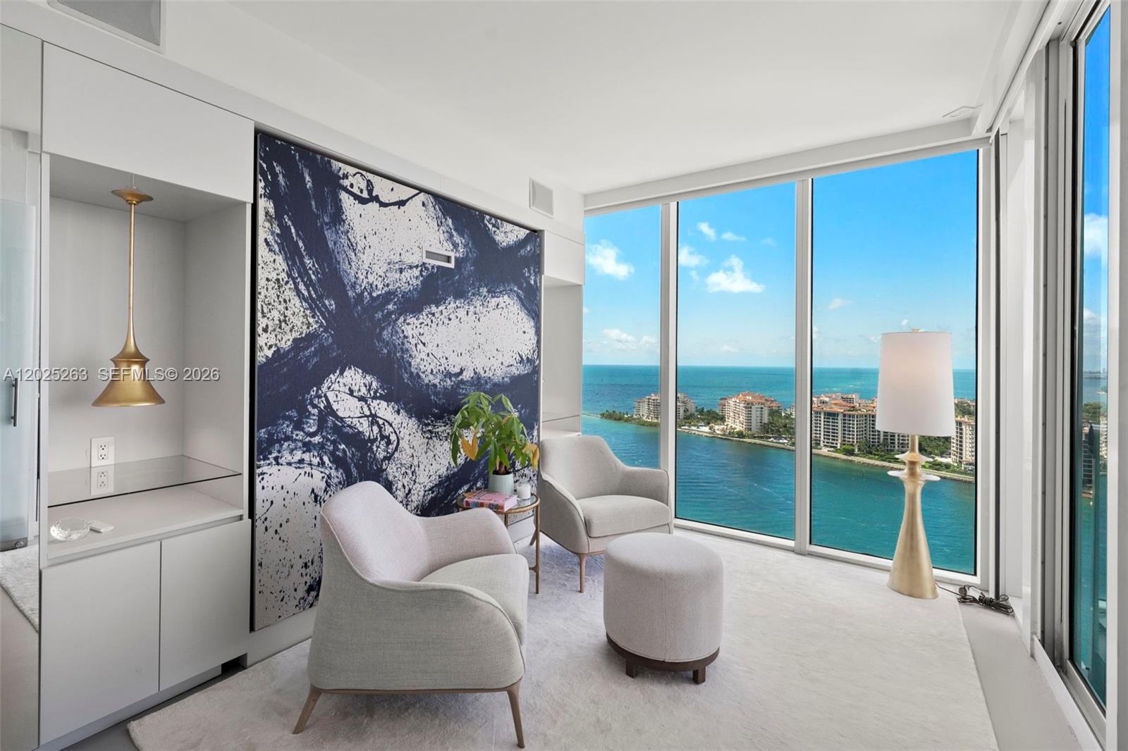 1000 S Pointe Dr #2803 Miami Beach, FL 33139