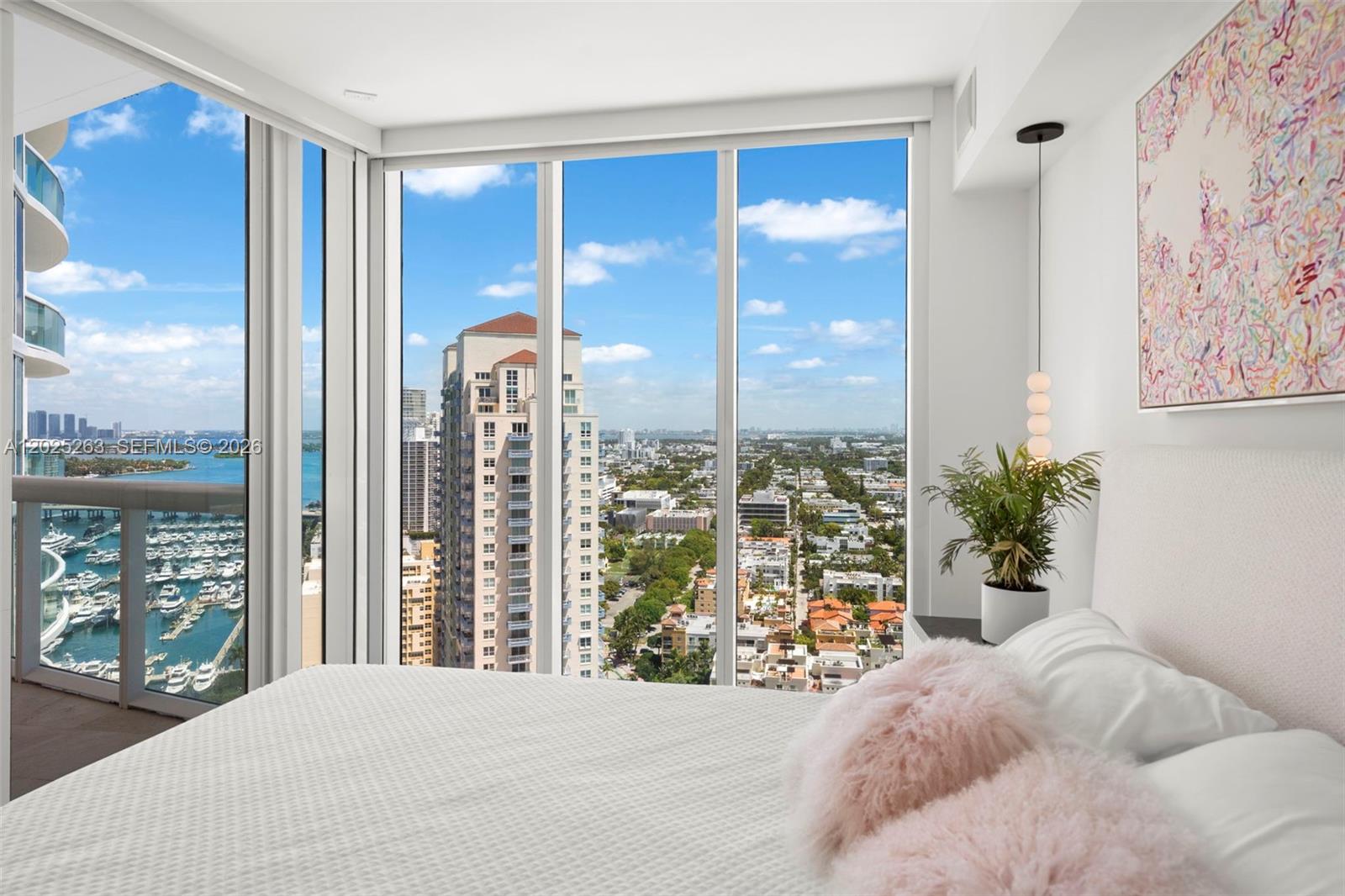 1000 S Pointe Dr #2803 Miami Beach, FL 33139