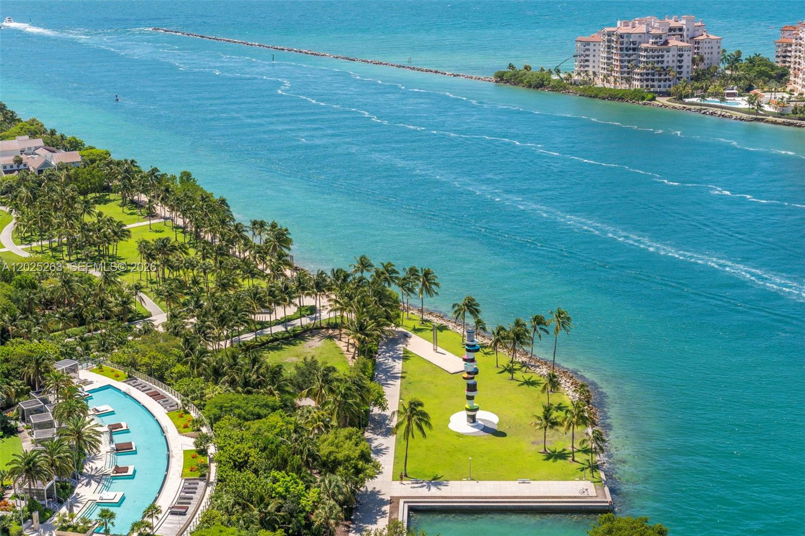 1000 S Pointe Dr #2803 Miami Beach, FL 33139