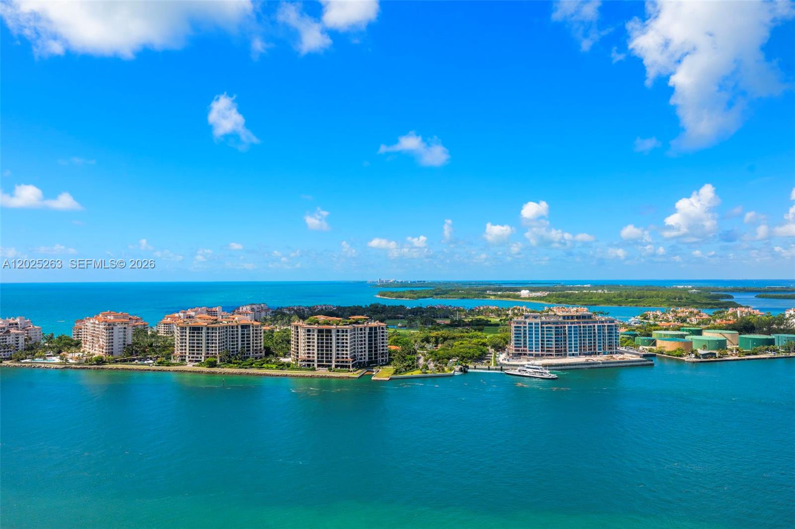 1000 S Pointe Dr #2803 Miami Beach, FL 33139