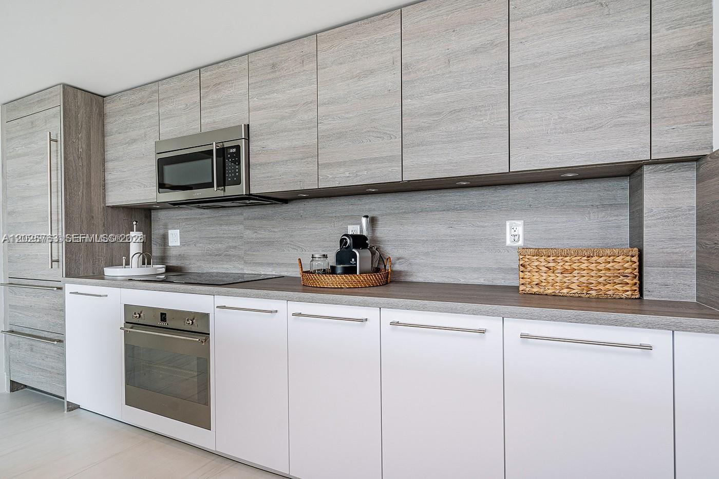 400 Sunny Isles Blvd #1804 Sunny Isles Beach, FL 33160