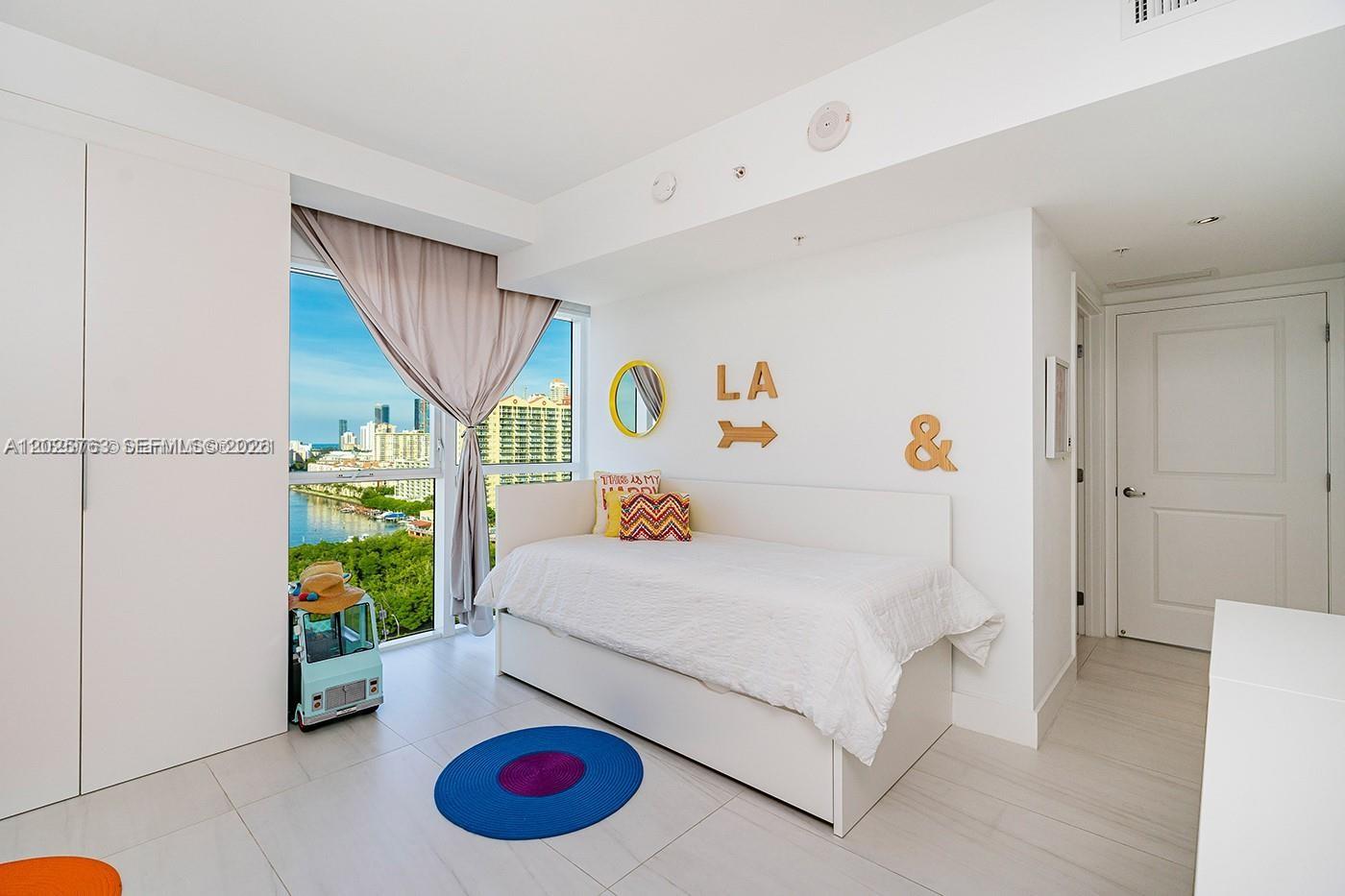 400 Sunny Isles Blvd #1804 Sunny Isles Beach, FL 33160