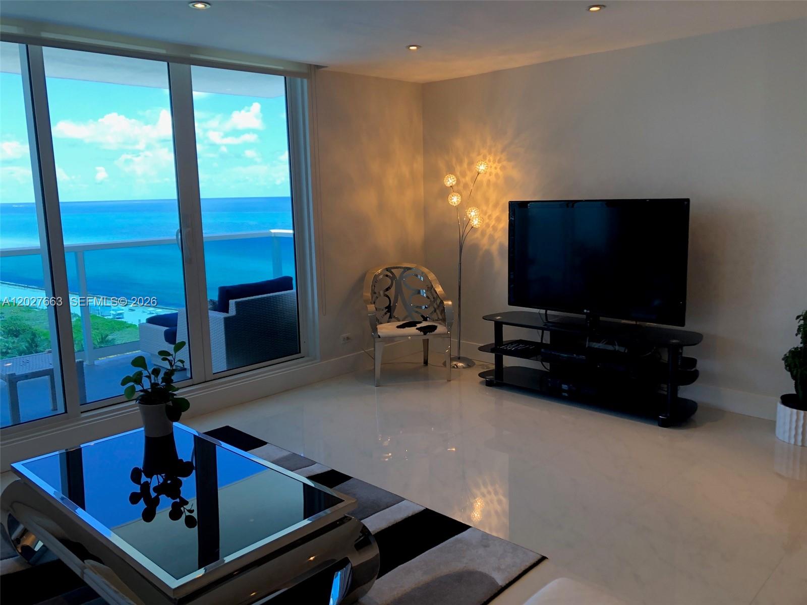 2301 Collins Ave #1210 Miami Beach, FL 33139