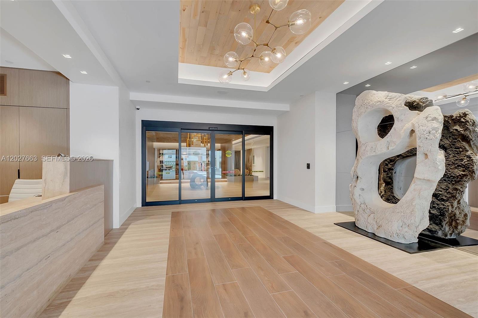 2301 Collins Ave #1210 Miami Beach, FL 33139