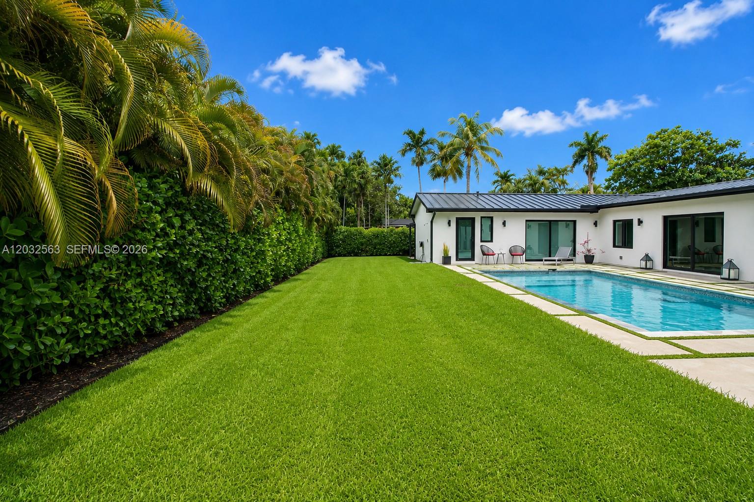 8700 SW 175th Palmetto Bay, FL 33157