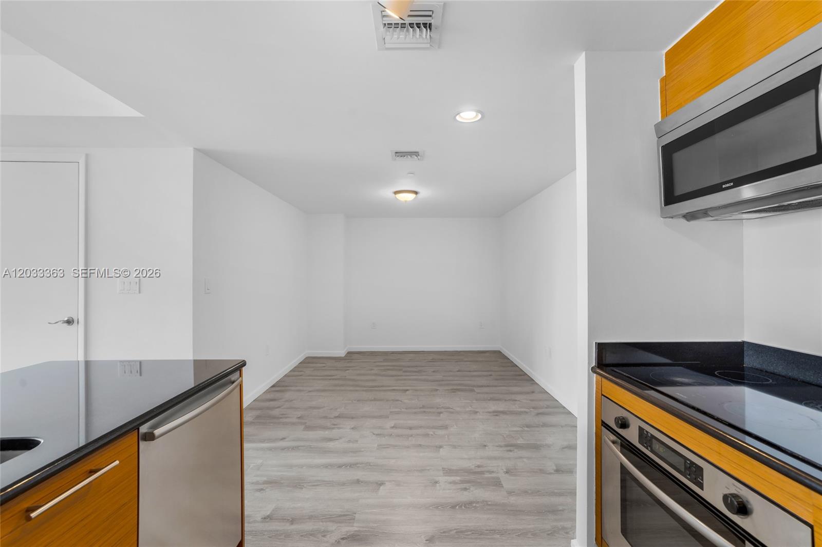 50 Biscayne Blvd #4307 Miami, FL 33132