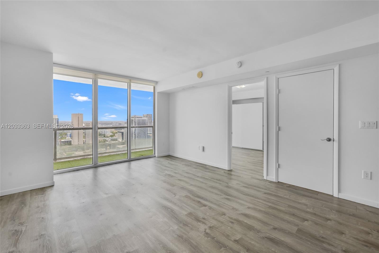 50 Biscayne Blvd #4307 Miami, FL 33132