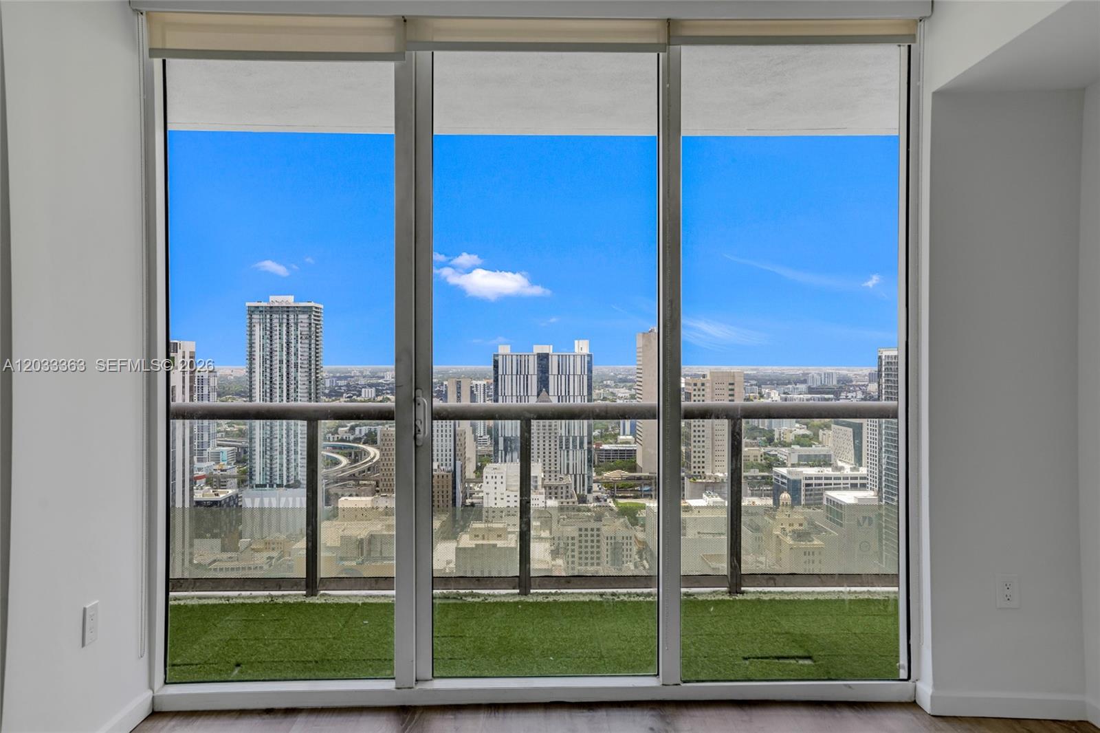 50 Biscayne Blvd #4307 Miami, FL 33132