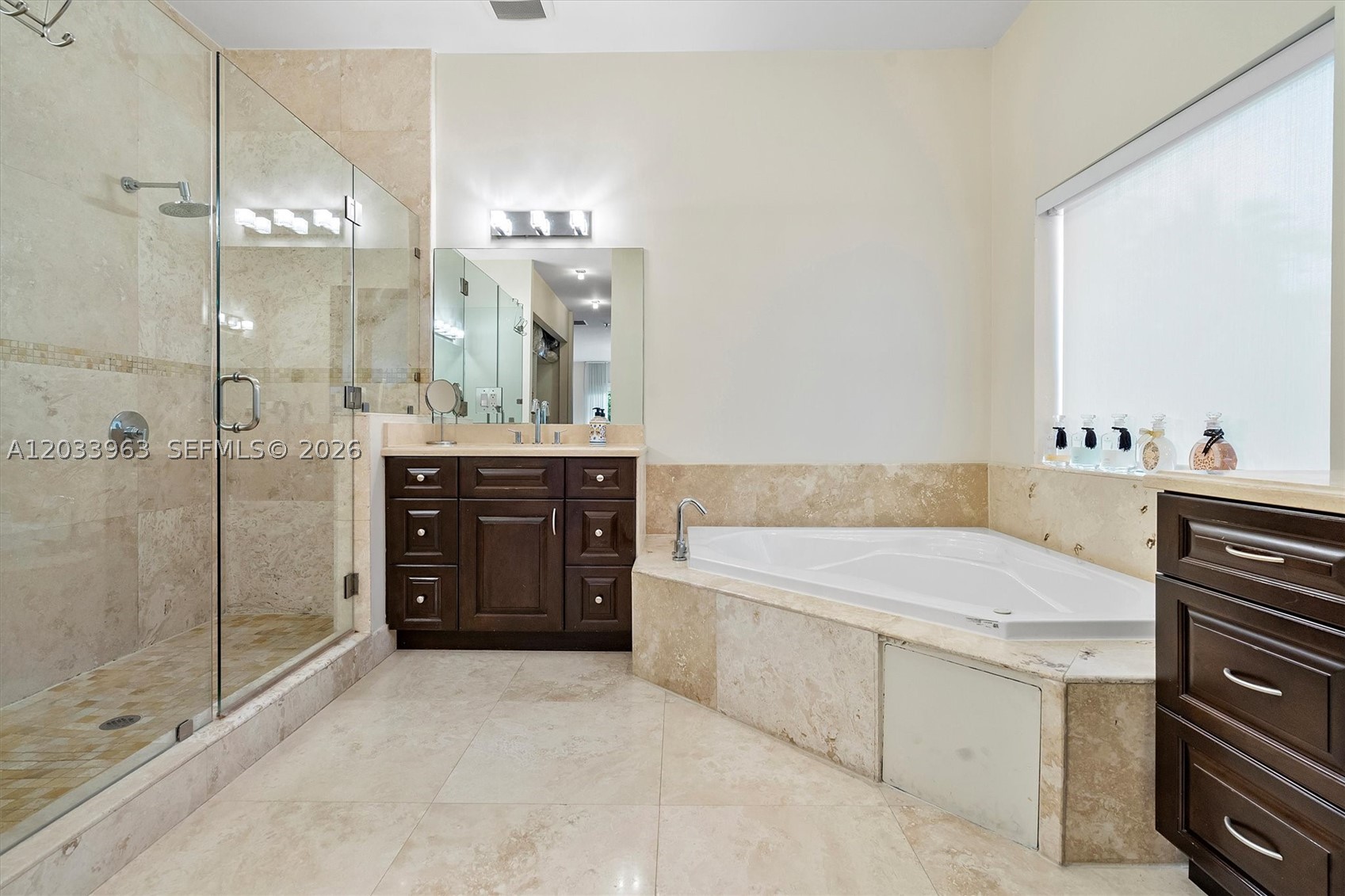 18825 N Bay Rd Sunny Isles Beach, FL 33160