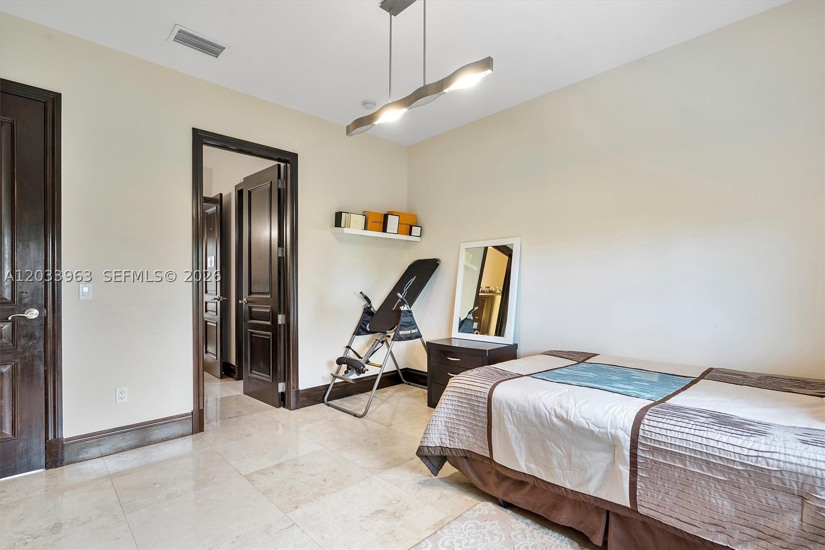 18825 N Bay Rd Sunny Isles Beach, FL 33160