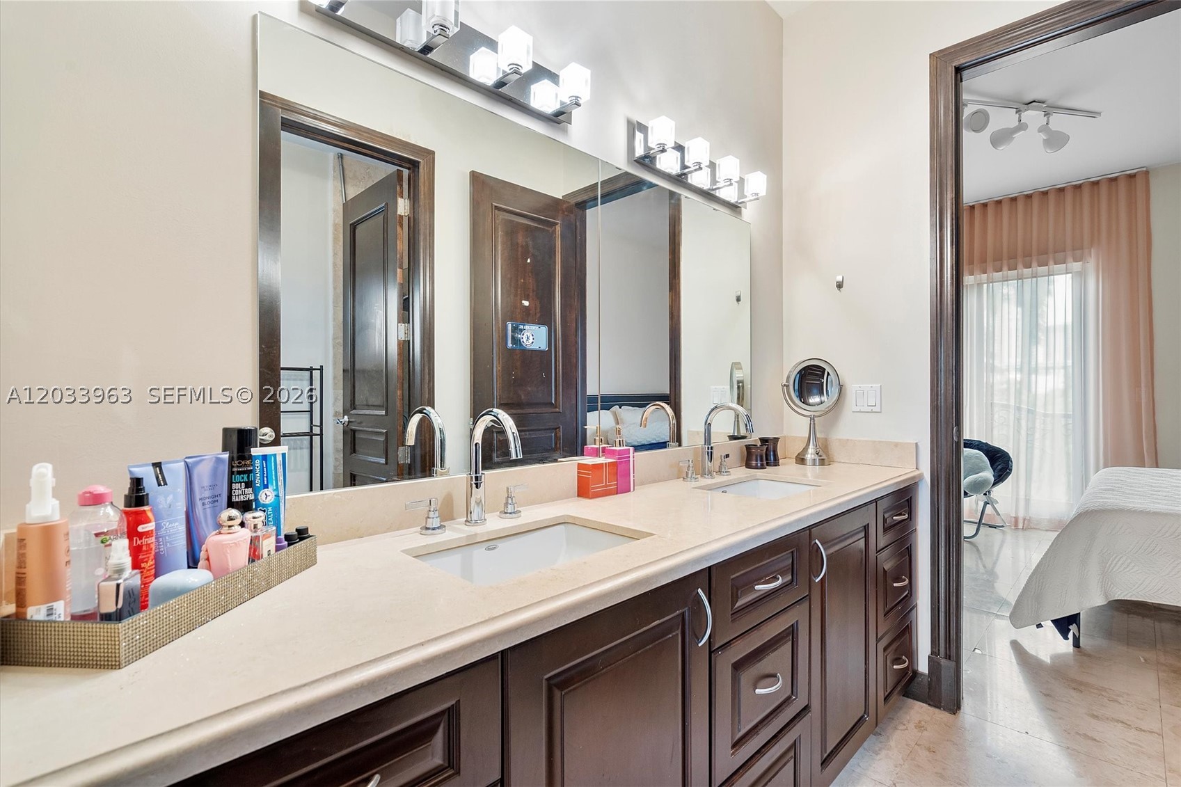 18825 N Bay Rd Sunny Isles Beach, FL 33160