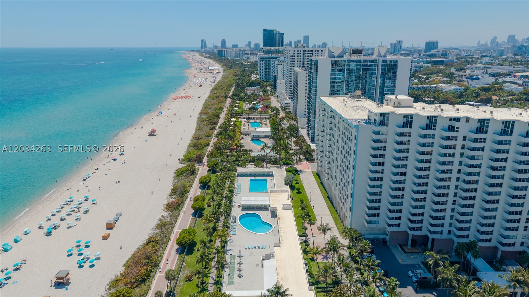 2899 Collins Ave #1422