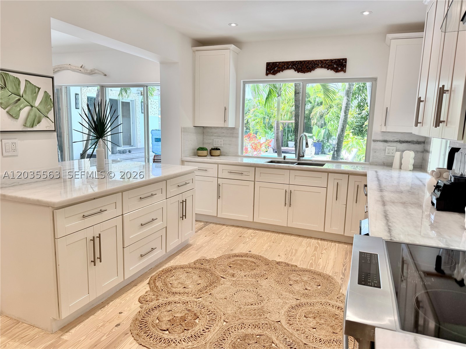 1460 Cleveland Rd Miami Beach, FL 33141