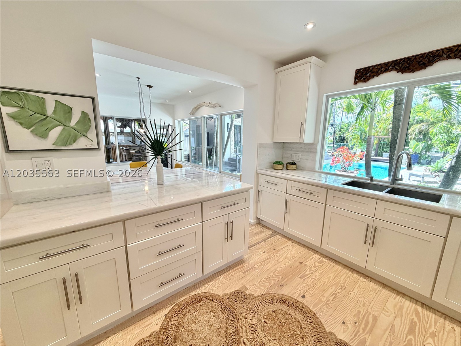 1460 Cleveland Rd Miami Beach, FL 33141
