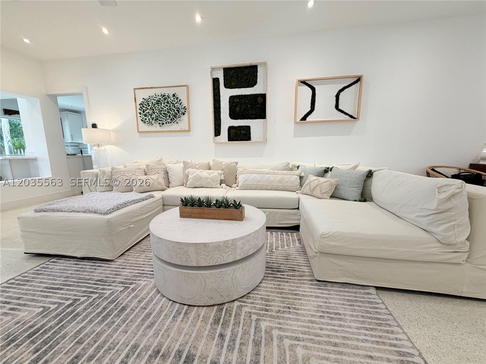 1460 Cleveland Rd Miami Beach, FL 33141