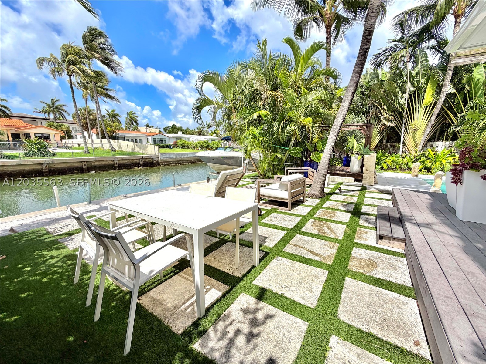 1460 Cleveland Rd Miami Beach, FL 33141