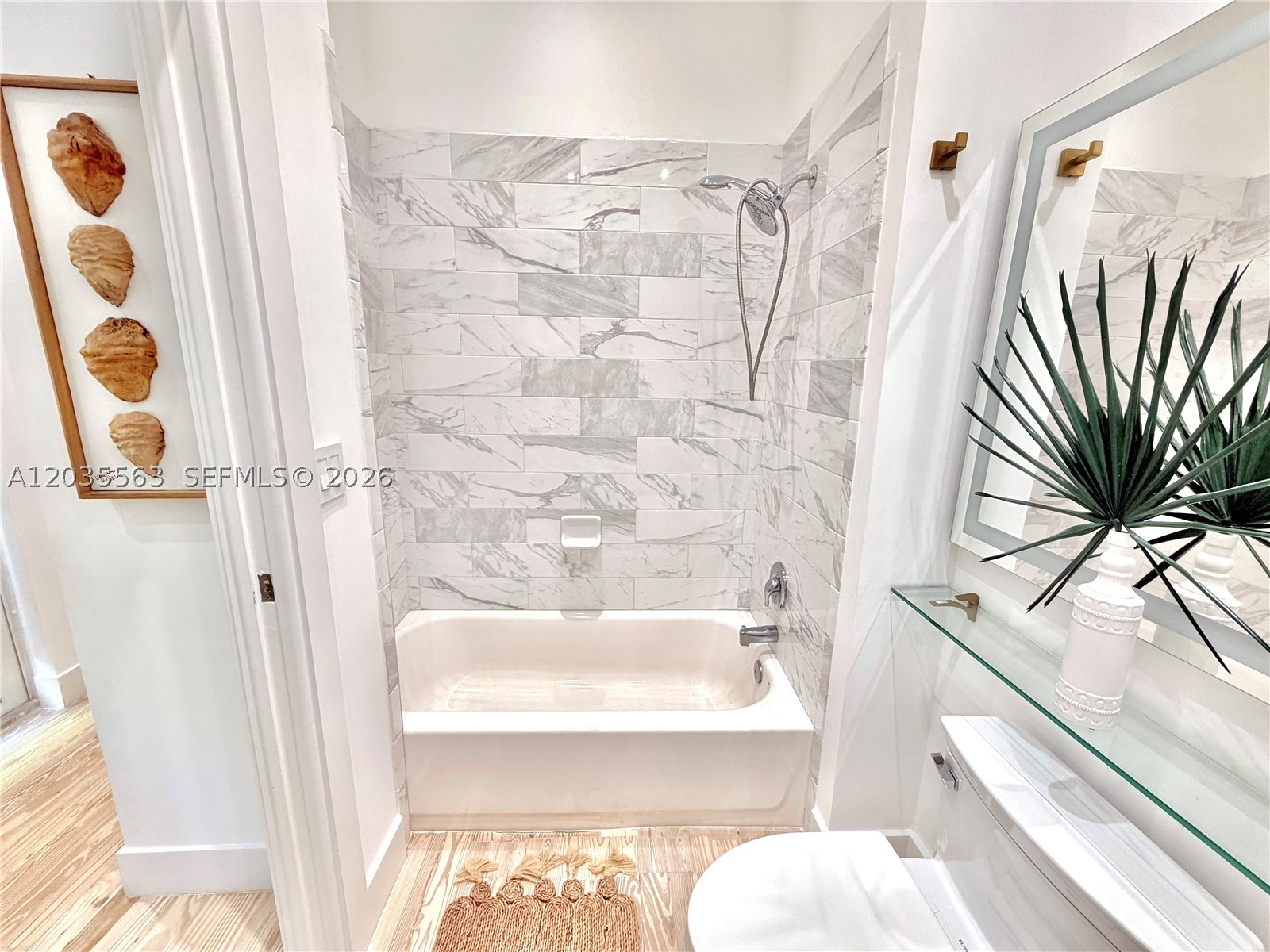 1460 Cleveland Rd Miami Beach, FL 33141