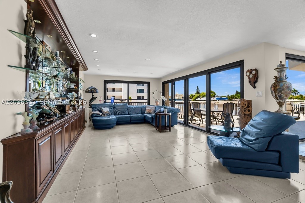 3100 NE 48th St #212 Fort Lauderdale, FL 33308