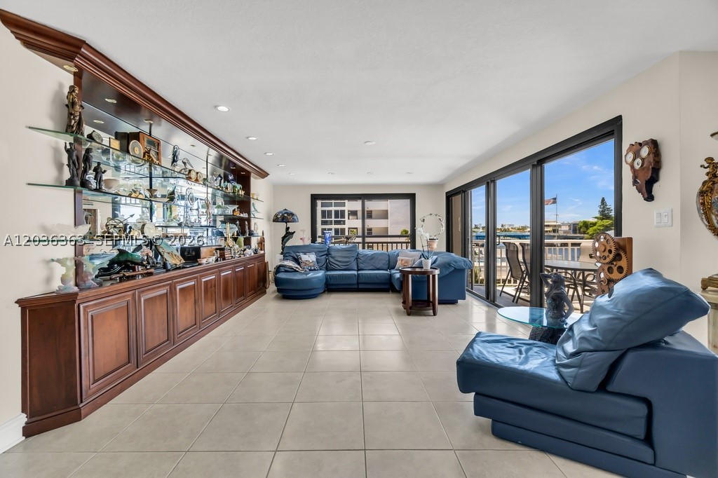 3100 NE 48th St #212 Fort Lauderdale, FL 33308