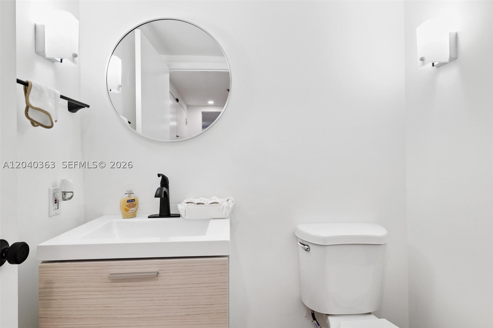10175 Collins Ave #103 Bal Harbour, FL 33154